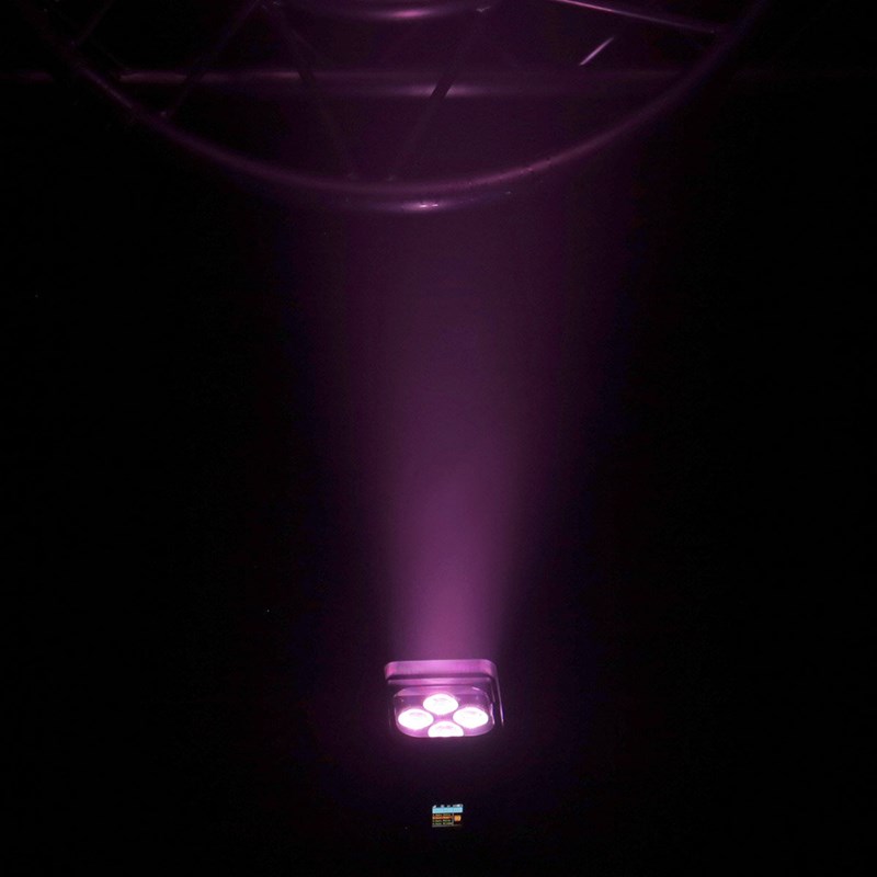 Projecteur à LED 4x15W sur batterie contrôle