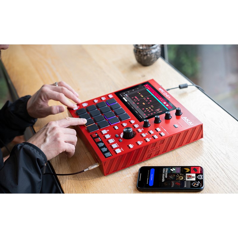 Station production autonome - 16 pads - écran tactile - beatmaker