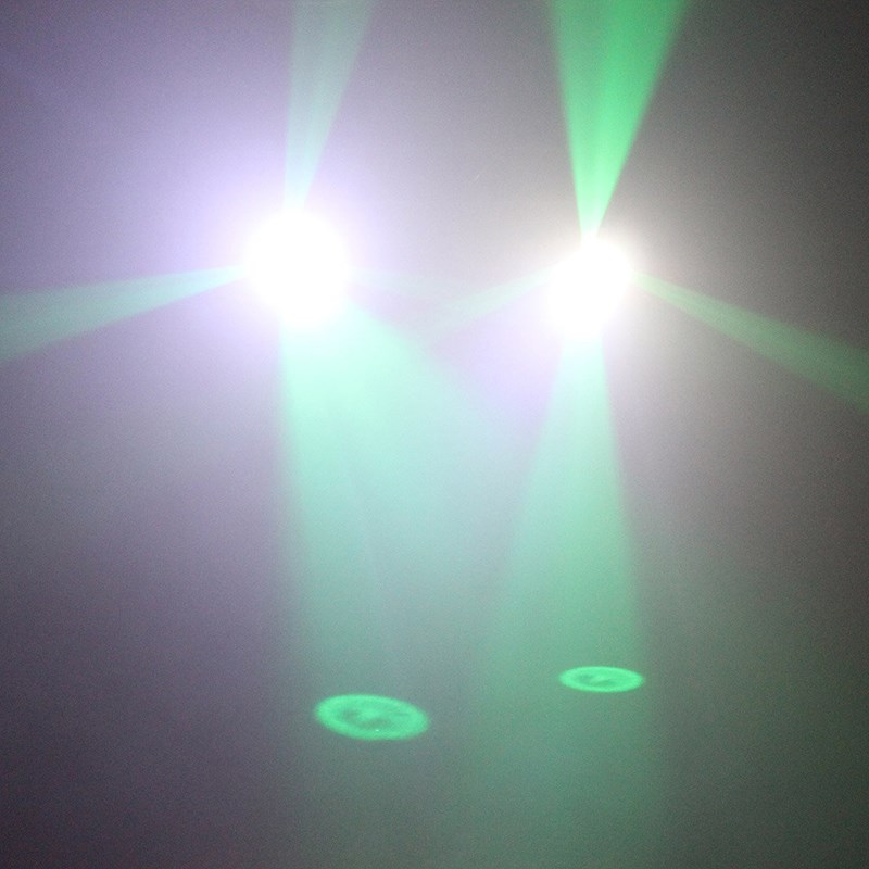 Effet LED RGBW Beam + strobe blanc - auto & DMX - Blinder Beam aveuglant