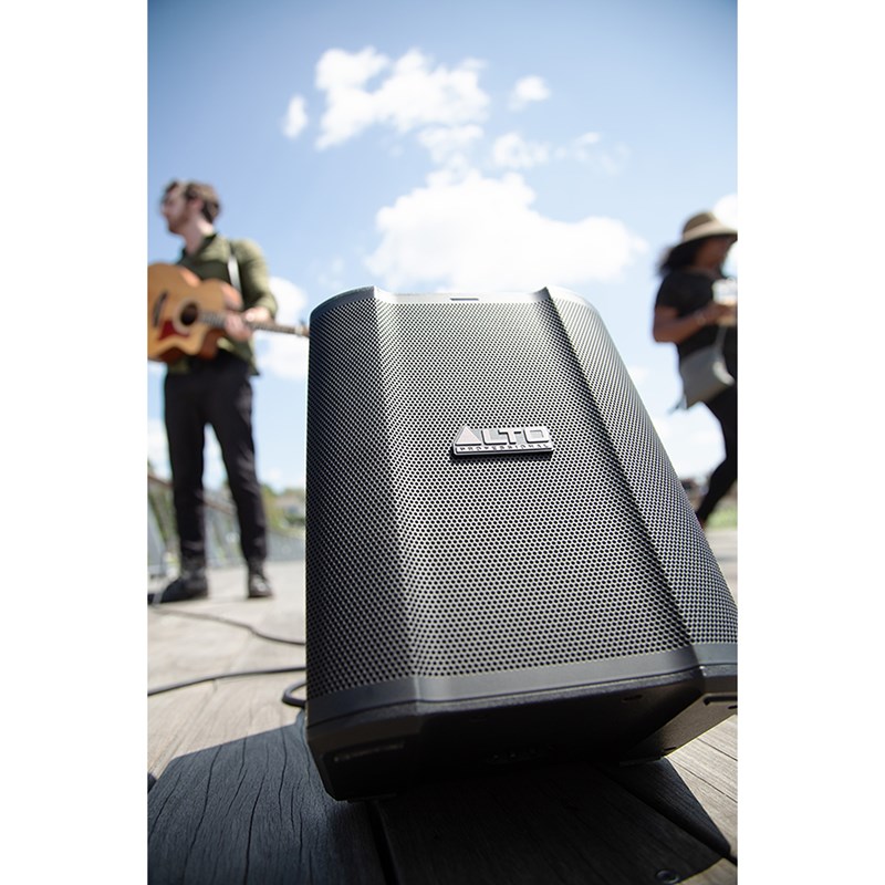 Enceinte Amplifiée Portable sur Batterie - 200W BT concert