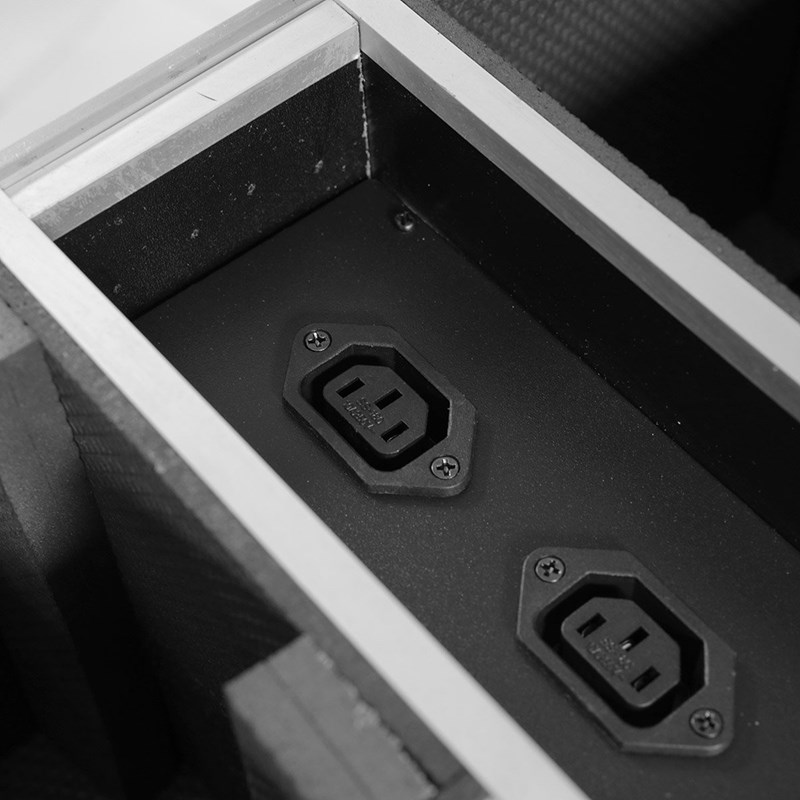 Etui de transport pour 6 projecteurs EZ-BOX 4x15W transport