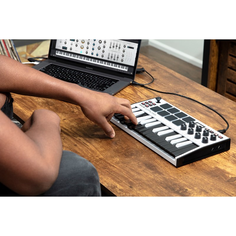 Clavier MIDI USB - 25 Mini Notes 8 Pads Écran OLED - studio