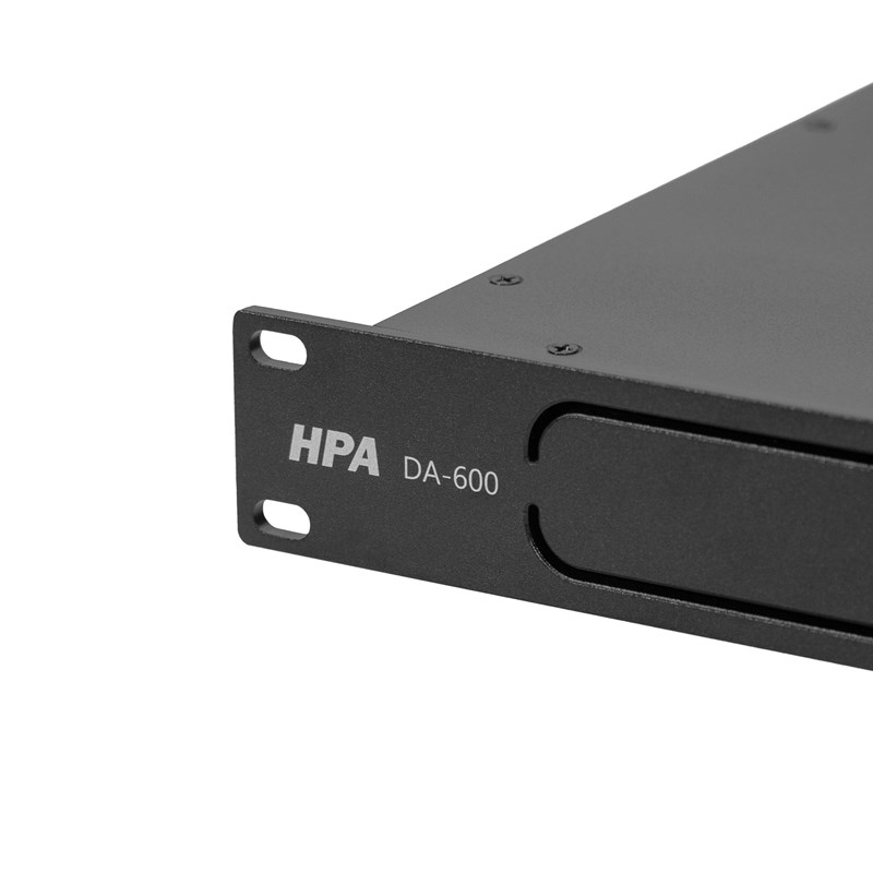 Amplificateur de puissance Class D – 2x300W RMS sous 8Ω  - rackables