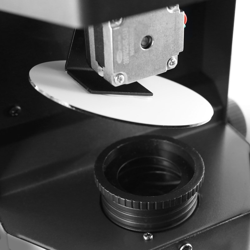 Scan LED 30W - Gobos Strobe Rainbow