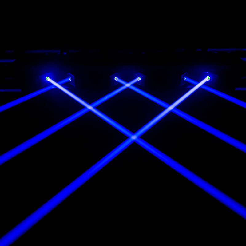 Barre Laser Motorisée RGB 6x4000mW - DMX Pro Club